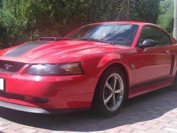 Ford Mustang Mach 1 2004